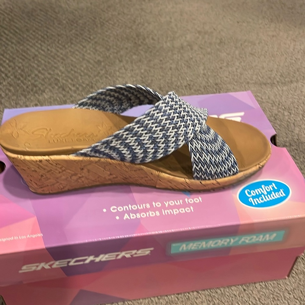 Super Comfy Skechers for Sale